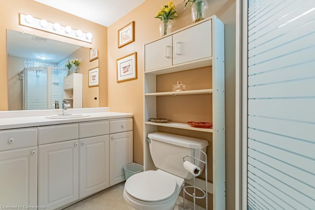 2080 Sixth Line Property Photo 32