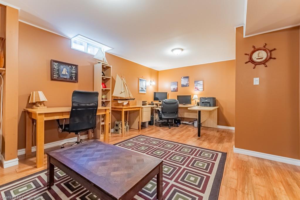 2080 Sixth Line Property Photo 33