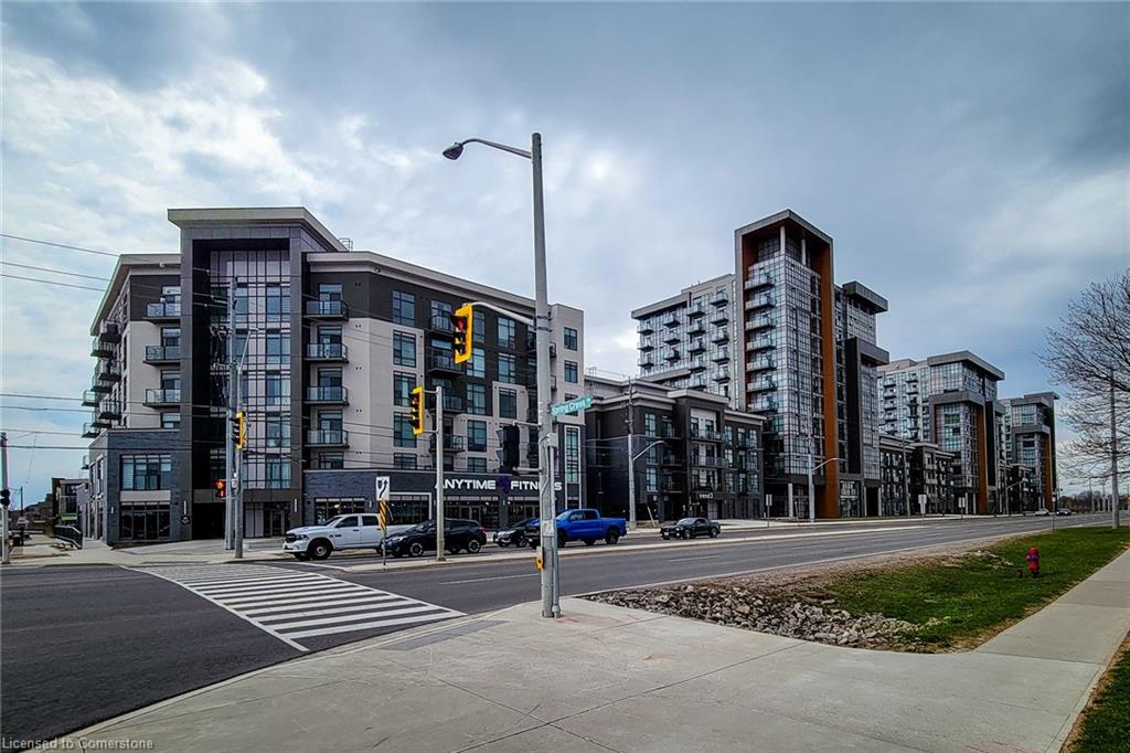461 Waterdown East Real Estate Listings Main Image