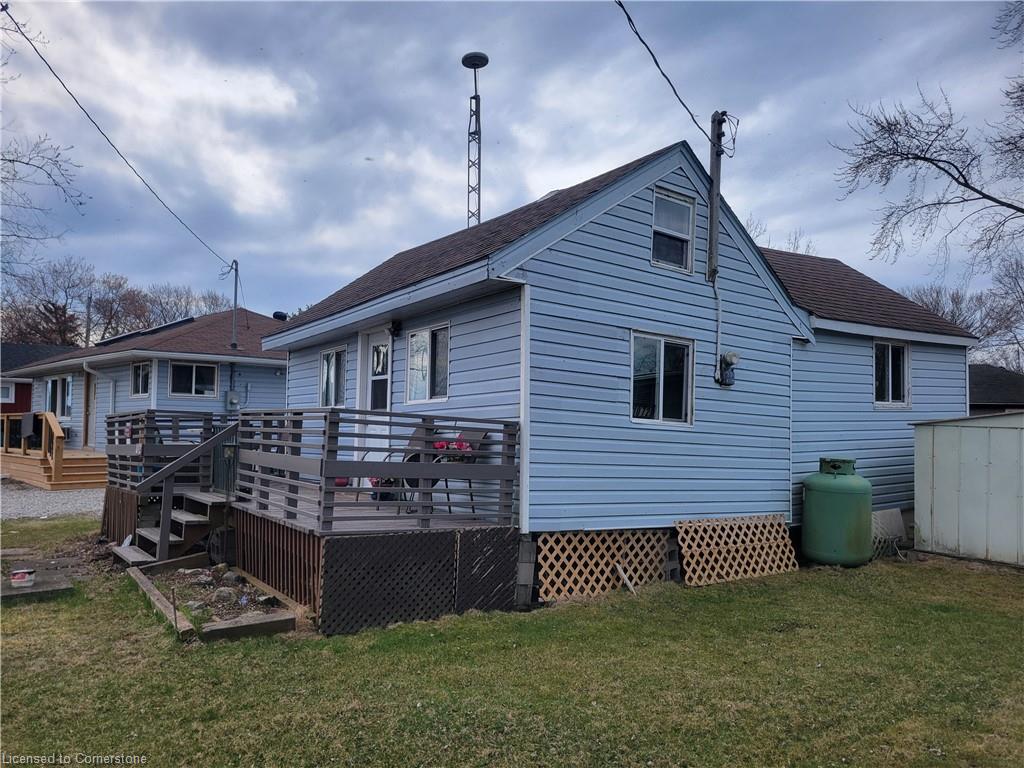 1072 Lakeshore Road Property Photo 2
