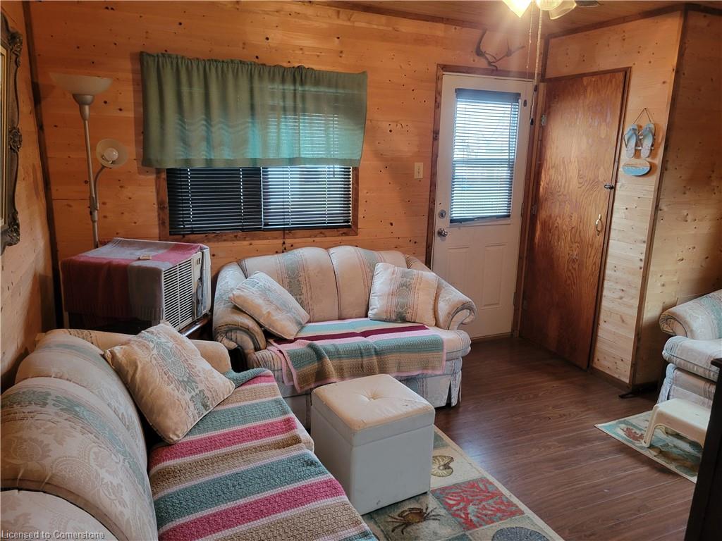1072 Lakeshore Road Property Photo 8