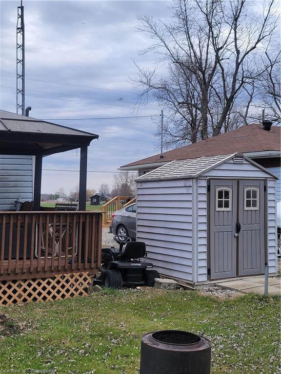 1072 Lakeshore Road Property Photo 16