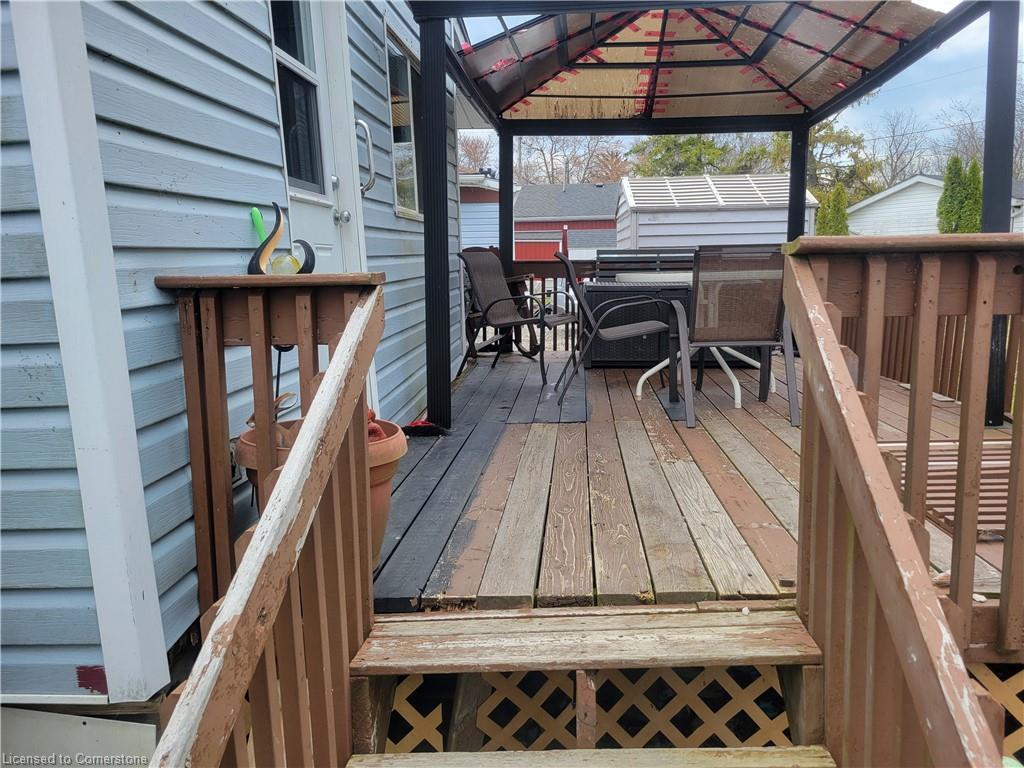 1072 Lakeshore Road Property Photo 18