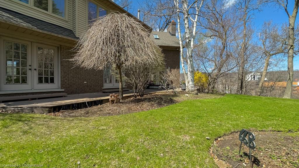 66b South Street W Property Photo 43