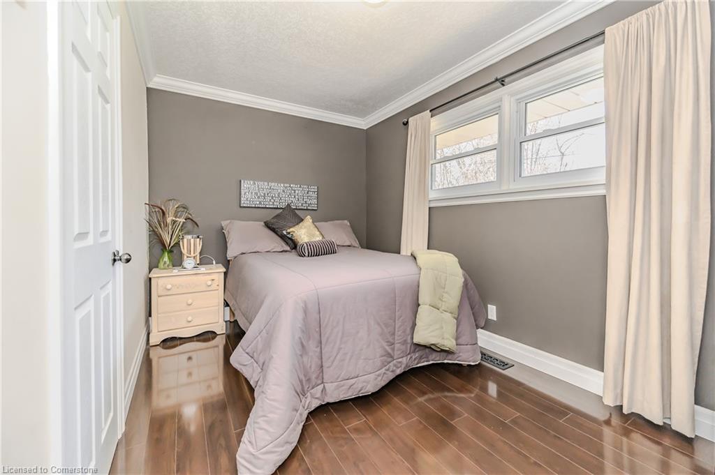 515 Bishop Street N Property Photo 19