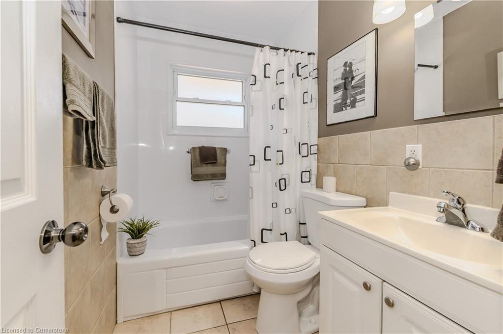 515 Bishop Street N Property Photo 20