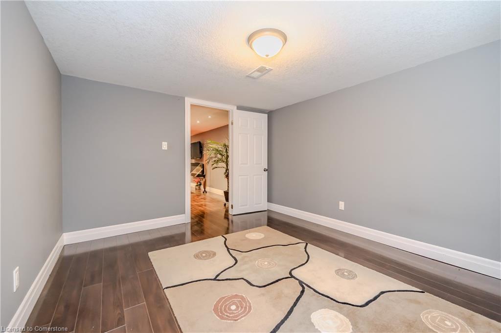 515 Bishop Street N Property Photo 24