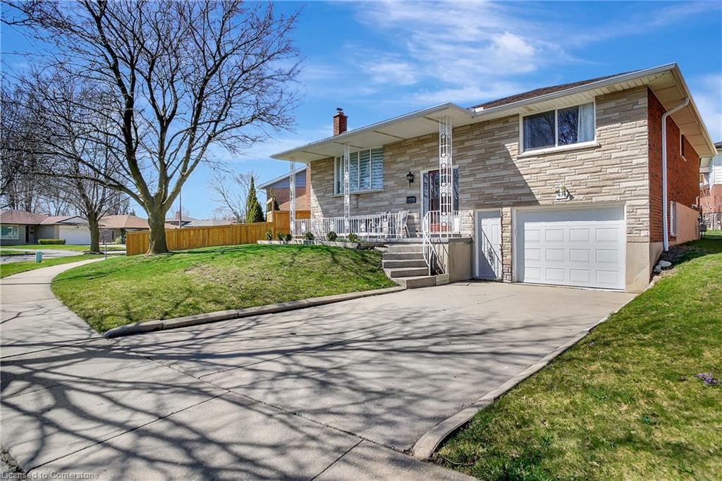 137 Wimbleton Crescent Property Photo