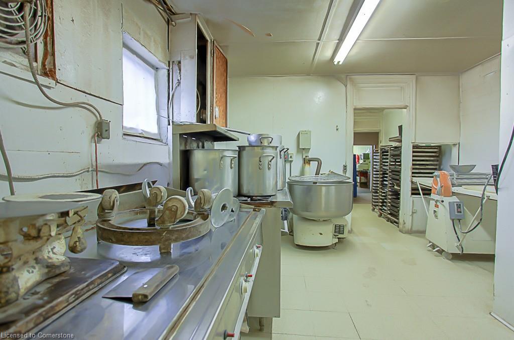 46 Robinson Street Property Photo 9