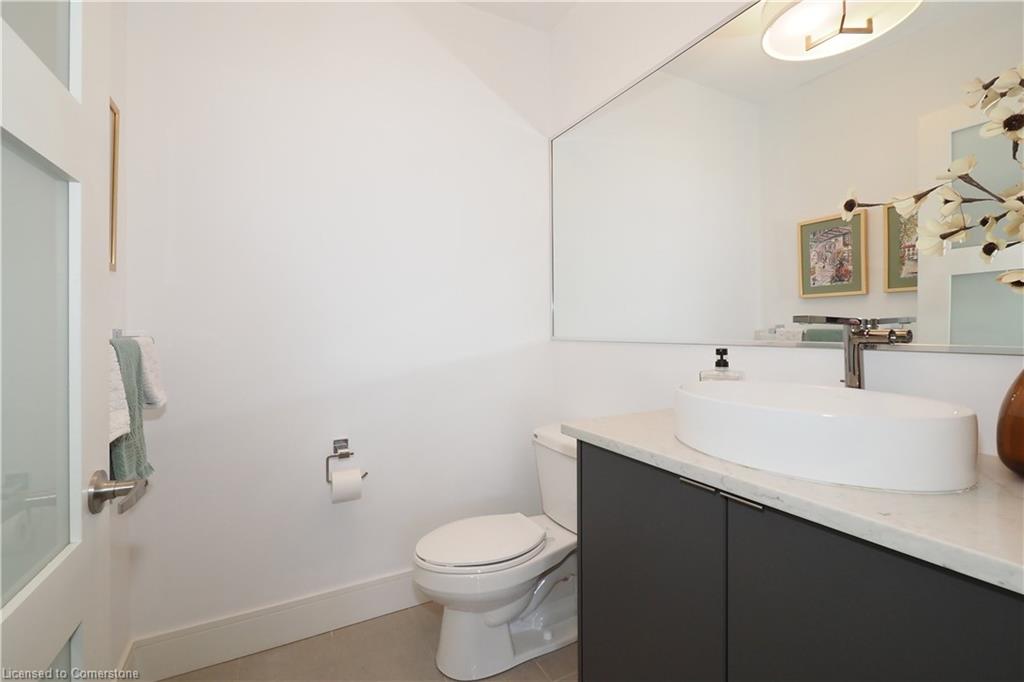 710-112 Benton Street Property Photo 18
