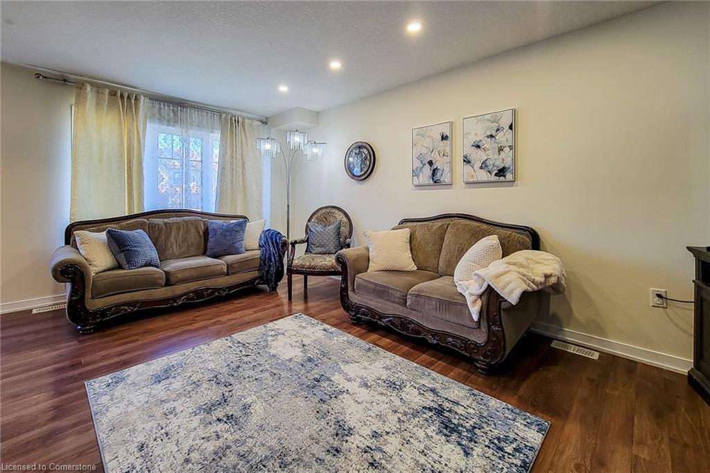 11 Sherway Street Property Photo 6