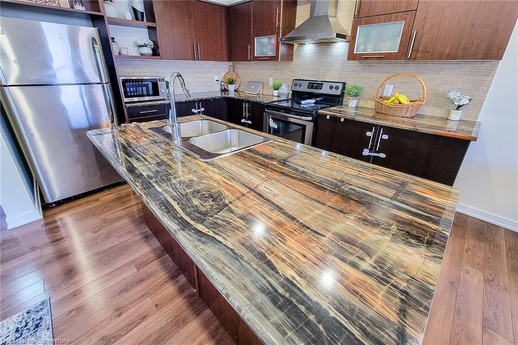 11 Sherway Street Property Photo 10