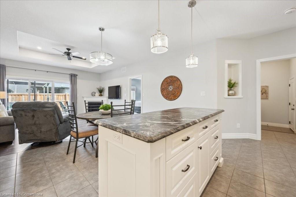 28 Bur Oak Drive Property Photo 10