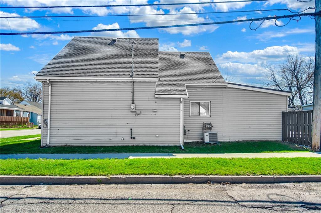39 Division Street Property Photo 28