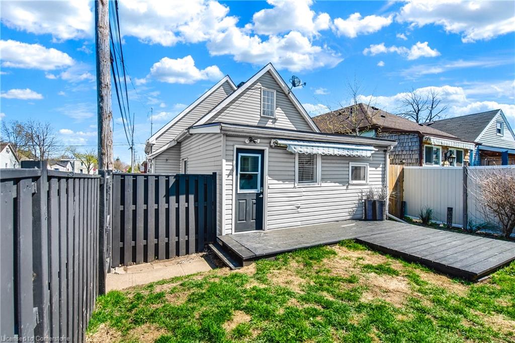 39 Division Street Property Photo 32