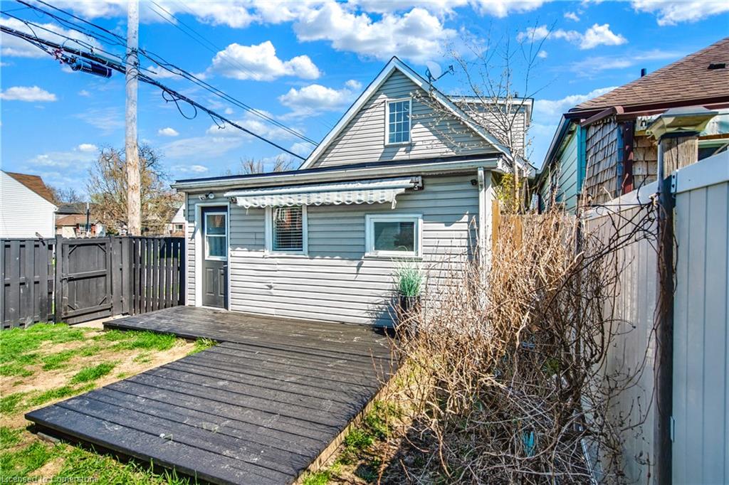 39 Division Street Property Photo 33