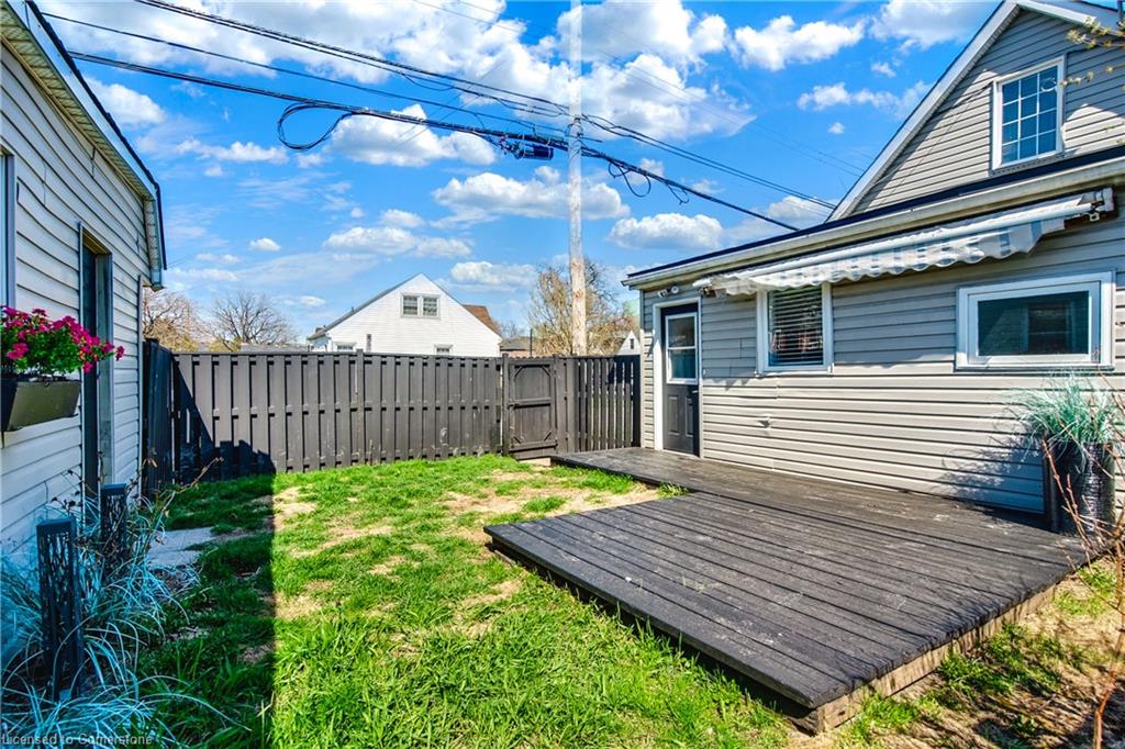 39 Division Street Property Photo 35