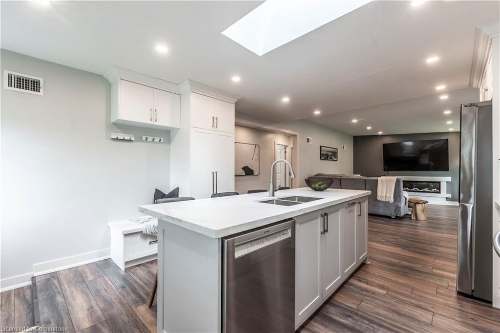 44 Christopher Drive Property Photo 10