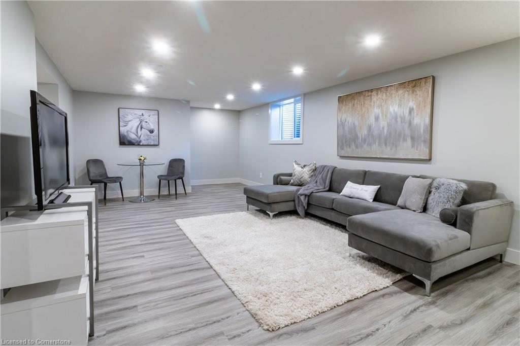 44 Christopher Drive Property Photo 28