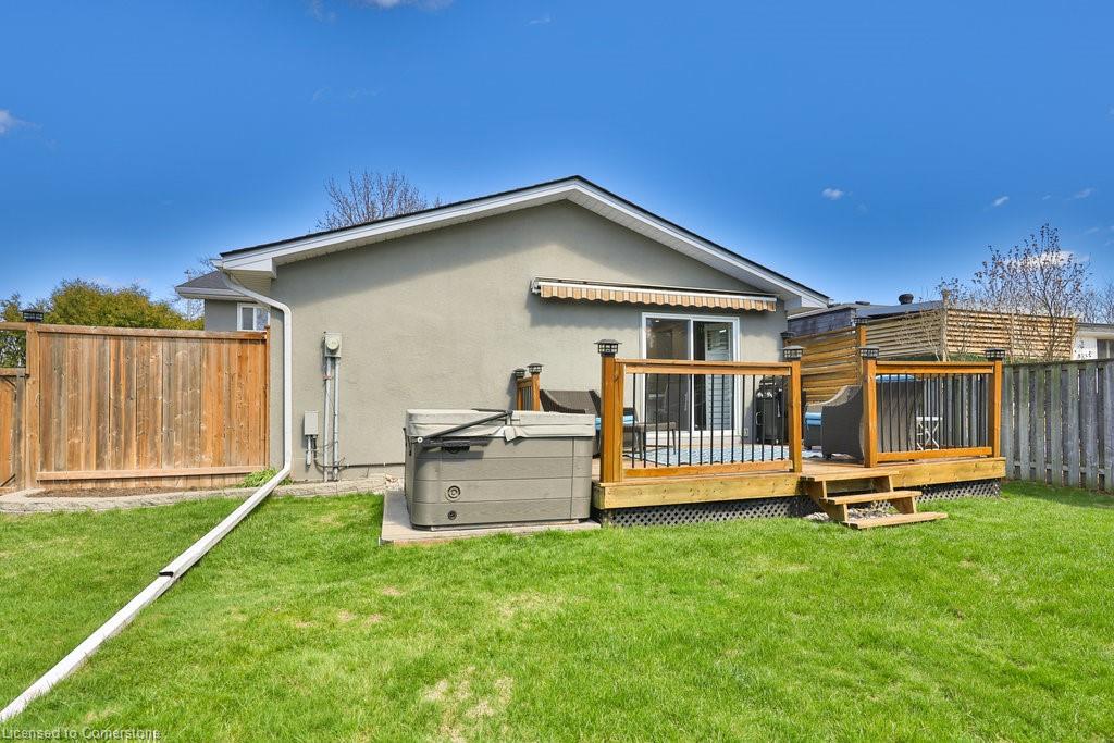 685 Castleguard Crescent Property Photo 40