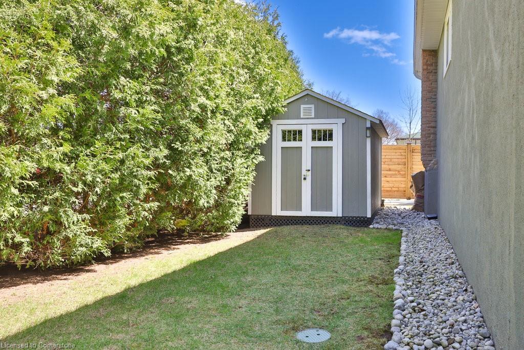685 Castleguard Crescent Property Photo 41