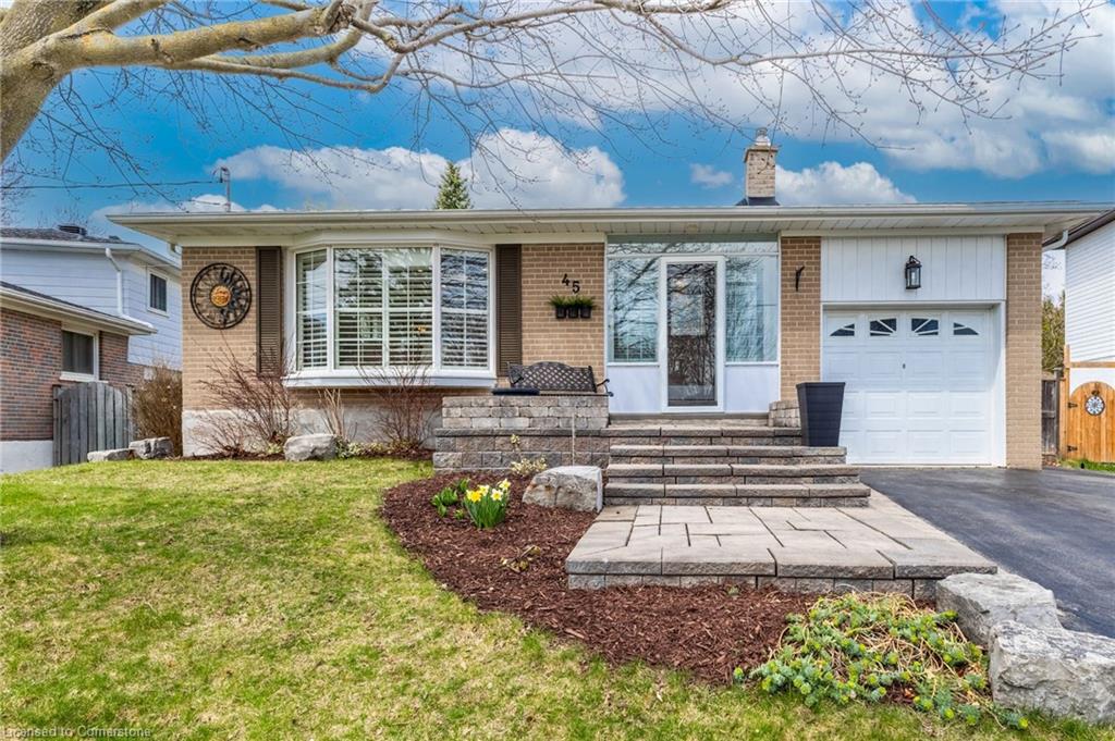 45 Stockman Crescent Property Photo
