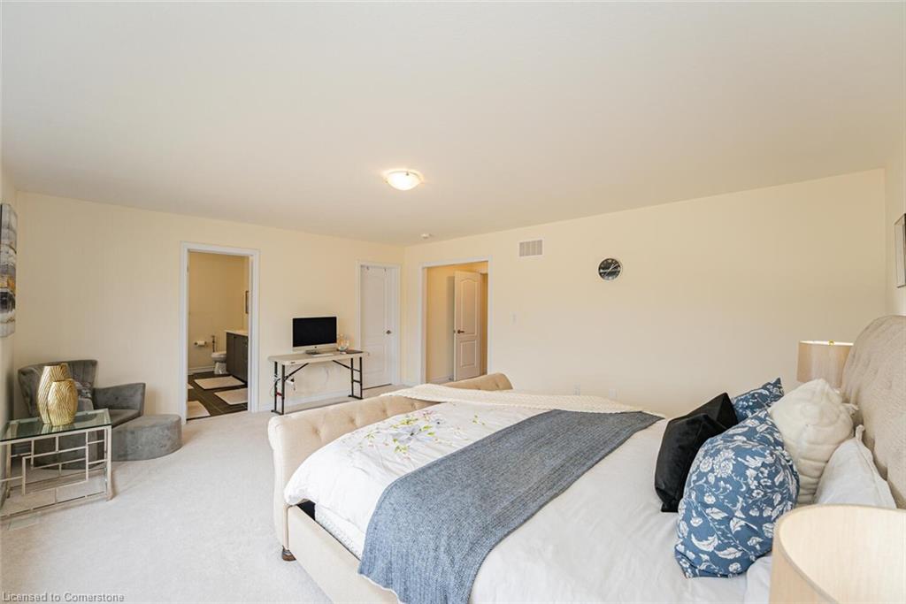 22 Oaktree Drive Property Photo 26