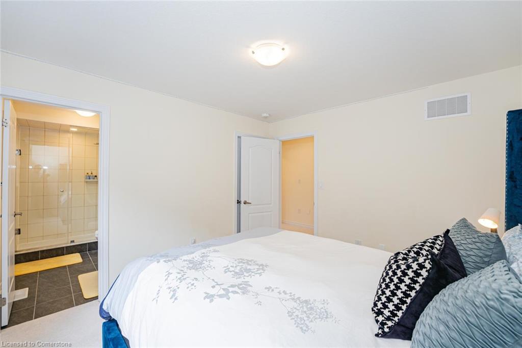 22 Oaktree Drive Property Photo 31