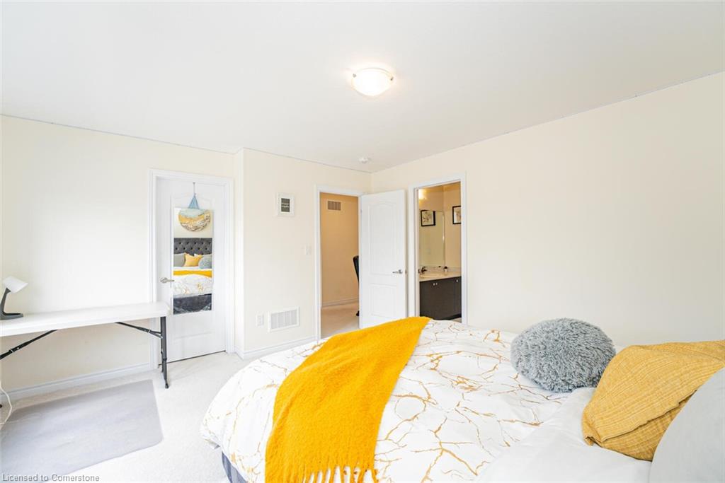 22 Oaktree Drive Property Photo 38