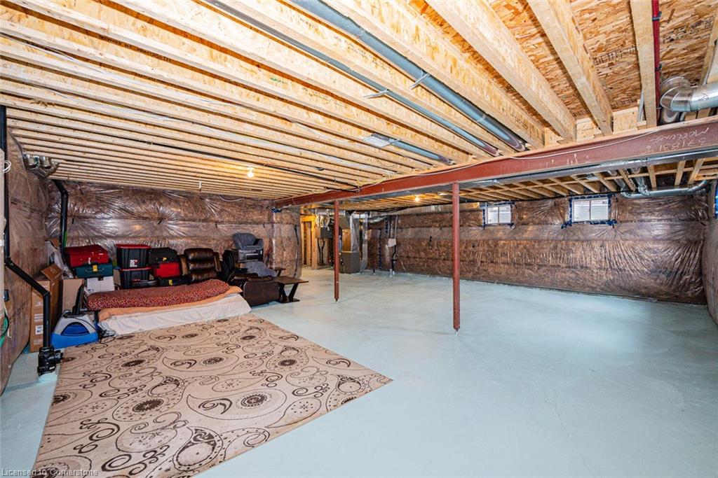 22 Oaktree Drive Property Photo 46