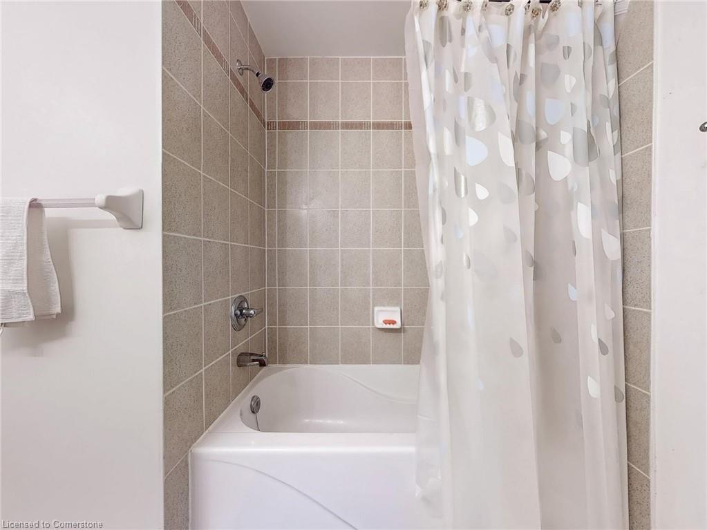 321 Bussel Crescent Property Photo 29