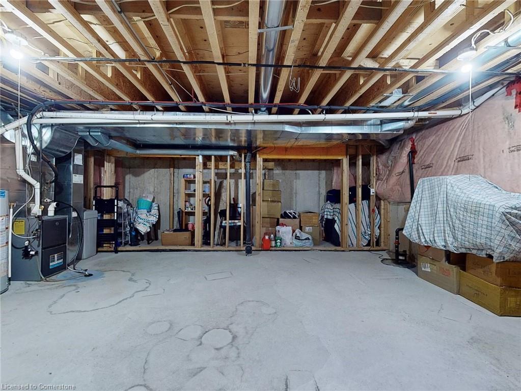 321 Bussel Crescent Property Photo 36