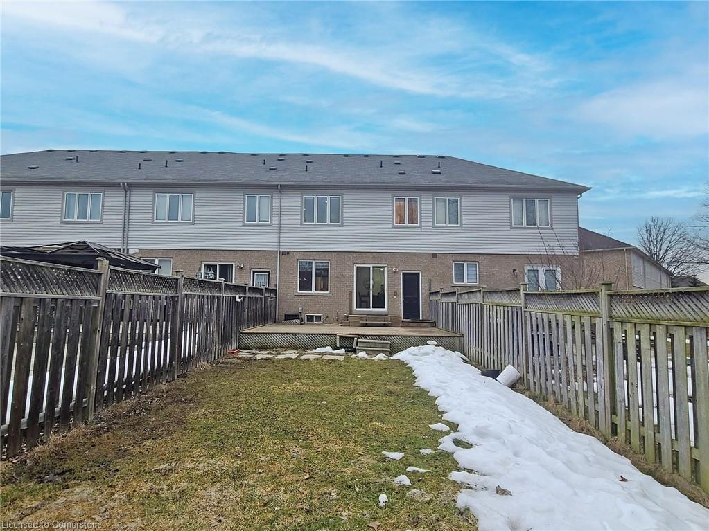 321 Bussel Crescent Property Photo 43