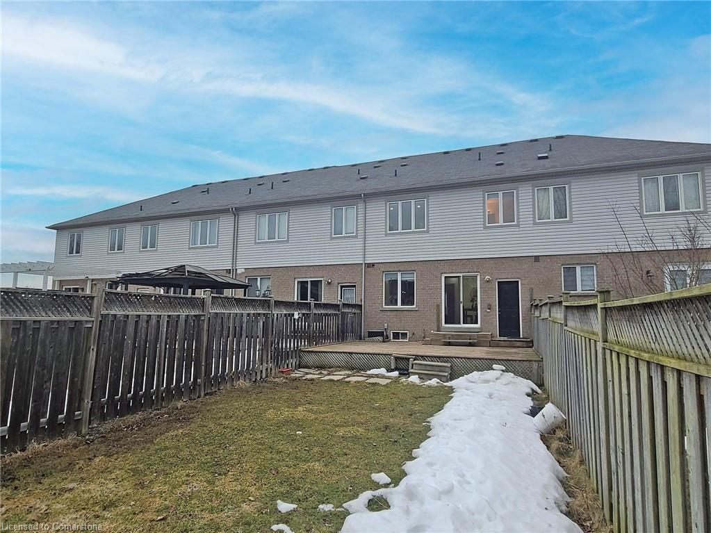 321 Bussel Crescent Property Photo 44