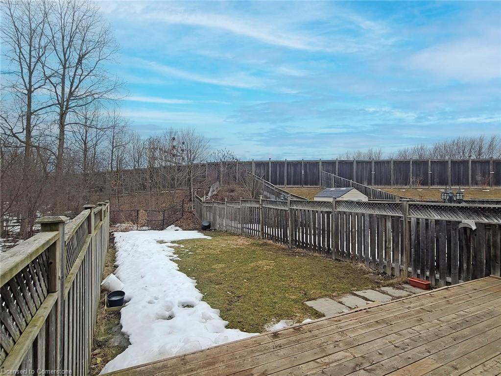 321 Bussel Crescent Property Photo 47