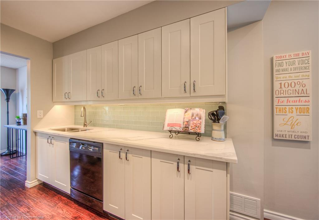 245-2110 Cleaver Avenue Property Photo 8