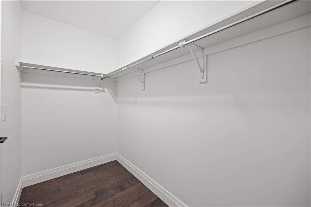 207-19 Guelph Avenue Property Photo 40
