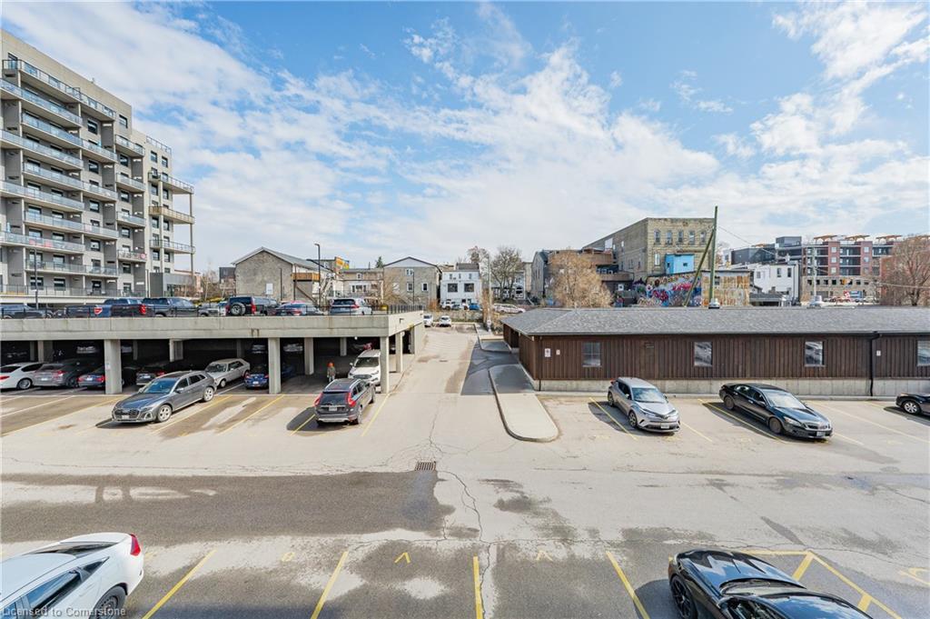 207-19 Guelph Avenue Property Photo 49