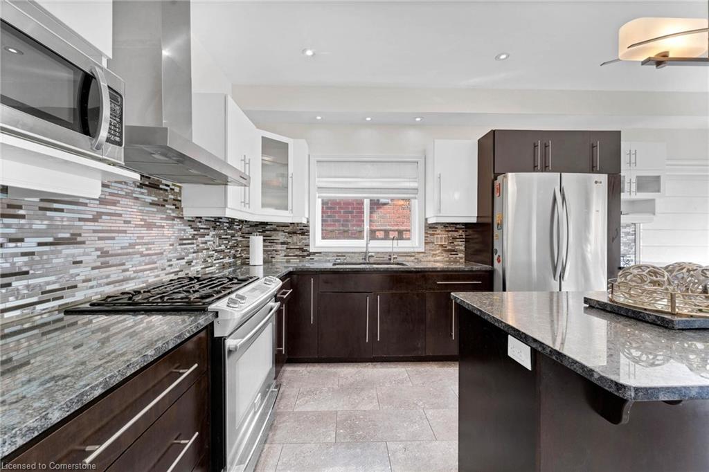 34 Adencliffe Street Property Photo 14