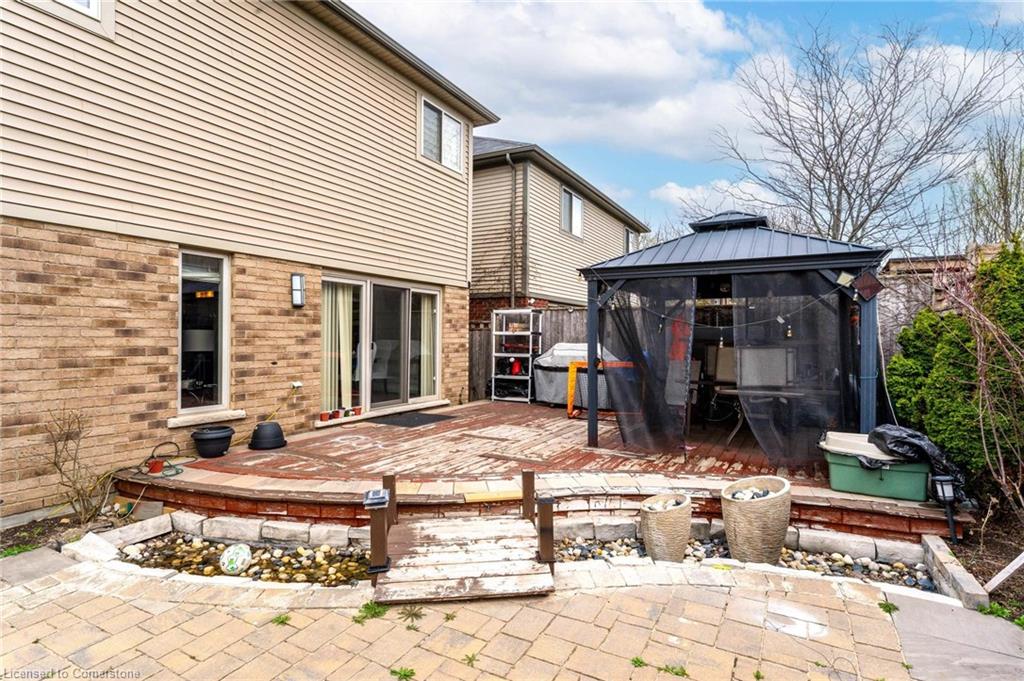 34 Adencliffe Street Property Photo 45