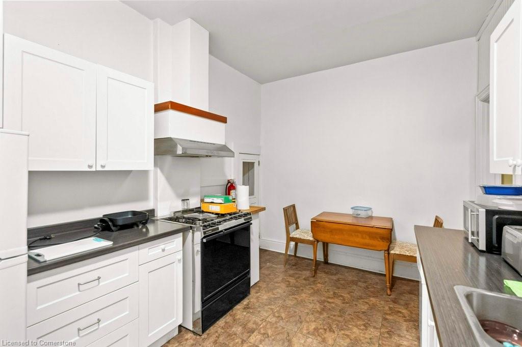 282 Main Street W Property Photo 21