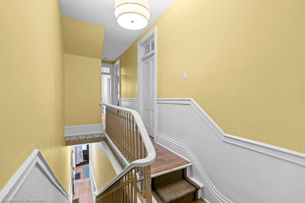 282 Main Street W Property Photo 24