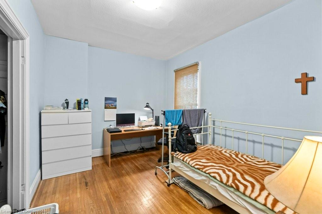 282 Main Street W Property Photo 29