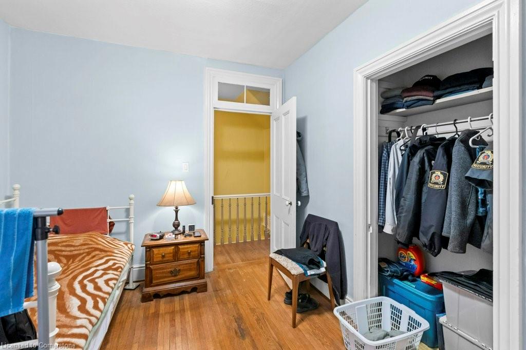 282 Main Street W Property Photo 30