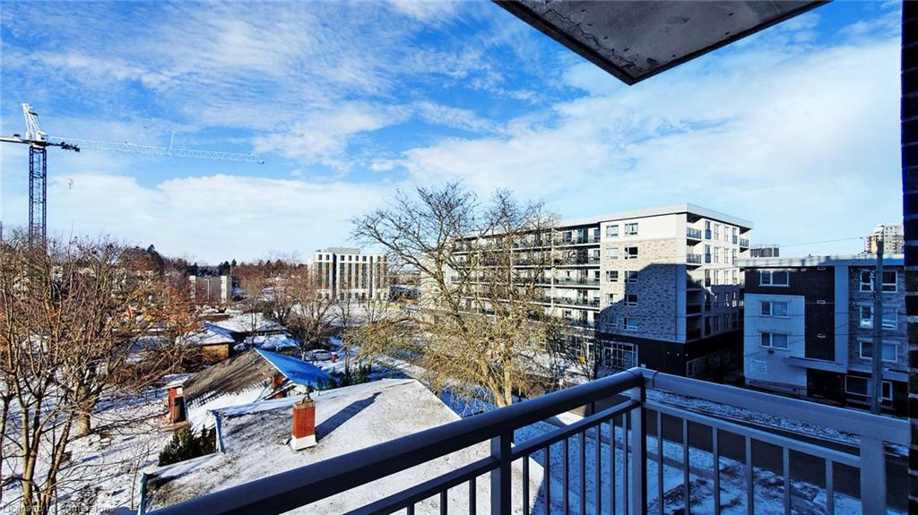 326-257 Hemlock Street Property Photo 29