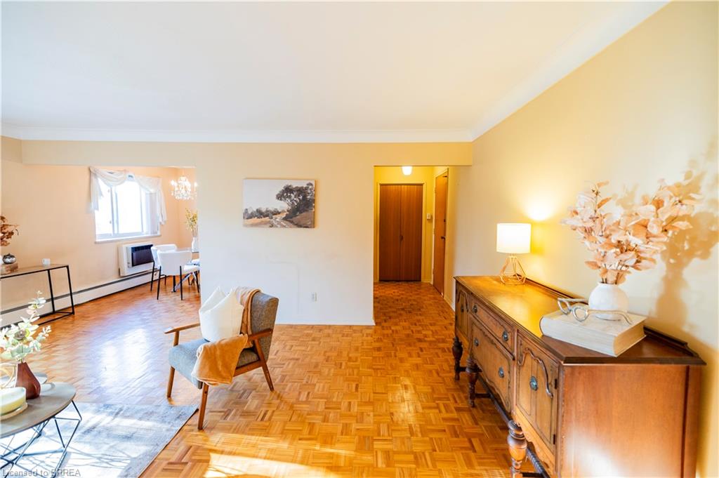 407-87 St George Street Property Photo 4