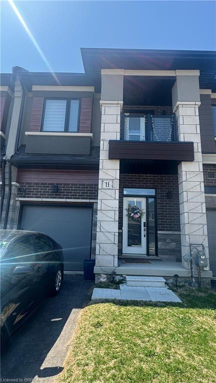 11 Poole Street W Property Photo 1