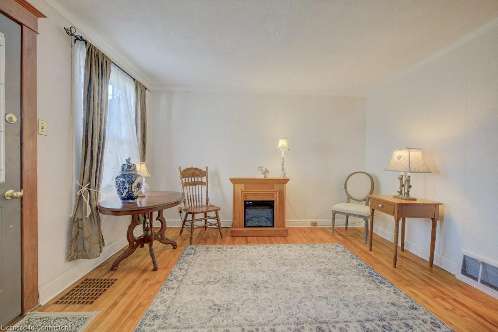 458 Upper Wentworth Street Property Photo 5