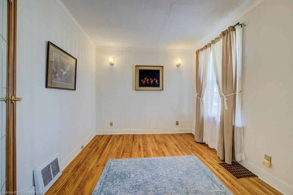 458 Upper Wentworth Street Property Photo 8