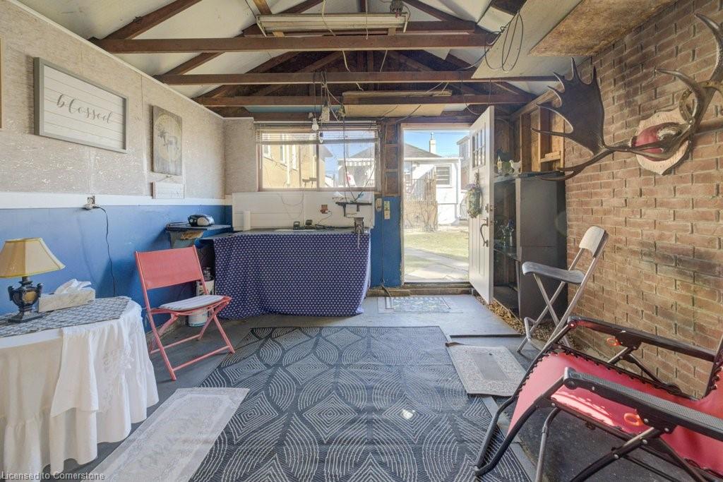 458 Upper Wentworth Street Property Photo 26